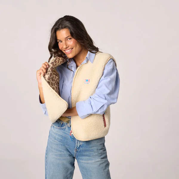 Billy Belt Ladies Sleeveless Sherpa Zip Jacket in Ivory, cozy fleece vest with leopard print lining, front zipper, and casual fit.
