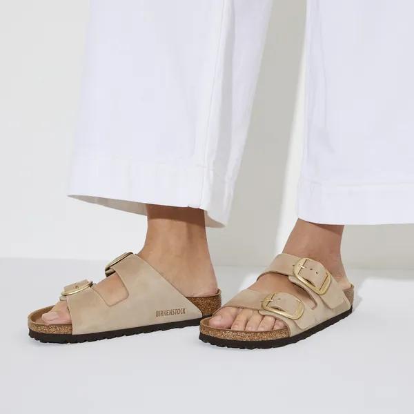 Birkenstock Arizona Big Buckle women’s narrow Nubuck sandals with arch support and adjustable buckles.
