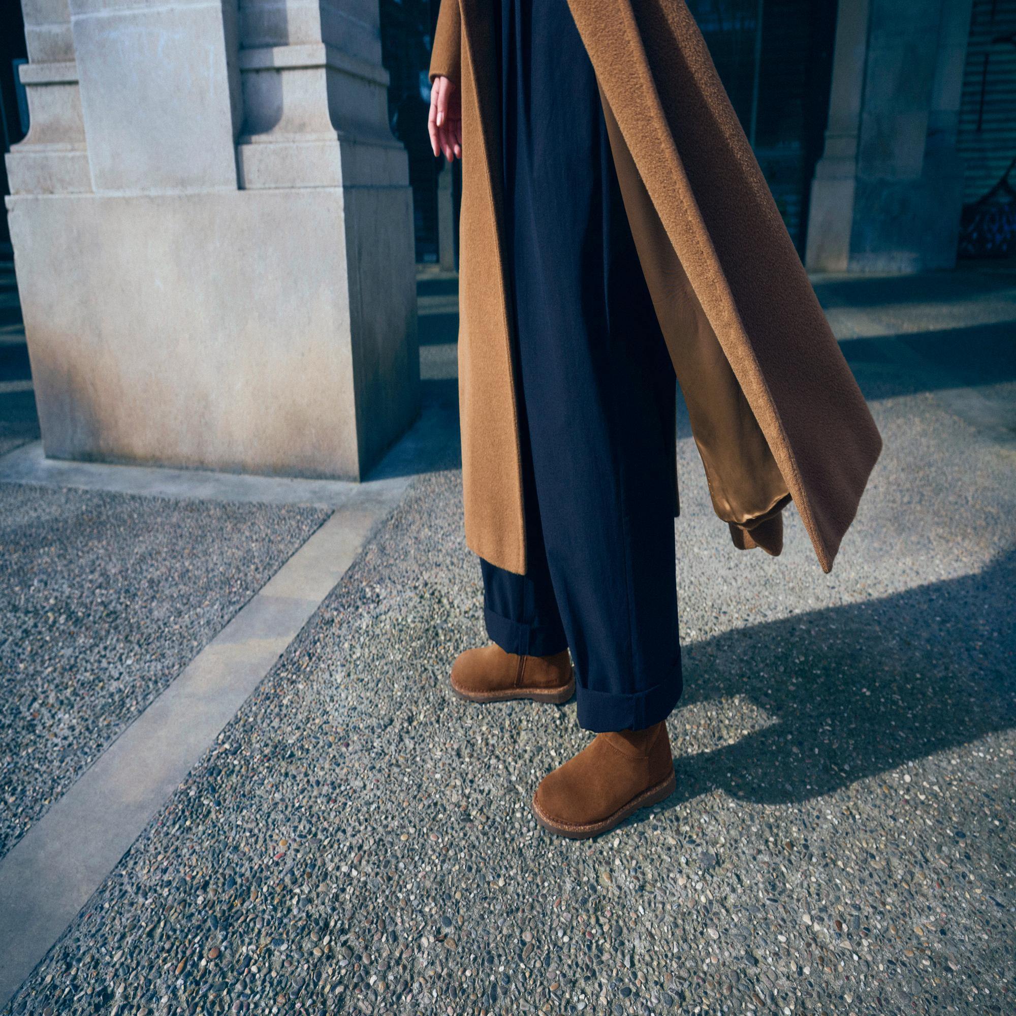Birkenstock Uppsala shearling ankle boots for women, dark tea suede with side zipper and arch support, Stylish winter footwear.