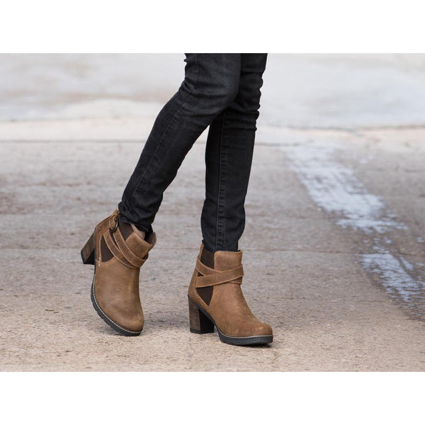 Chatham Amy Heeled Tan Leather Ankle Boots - elevate your sole