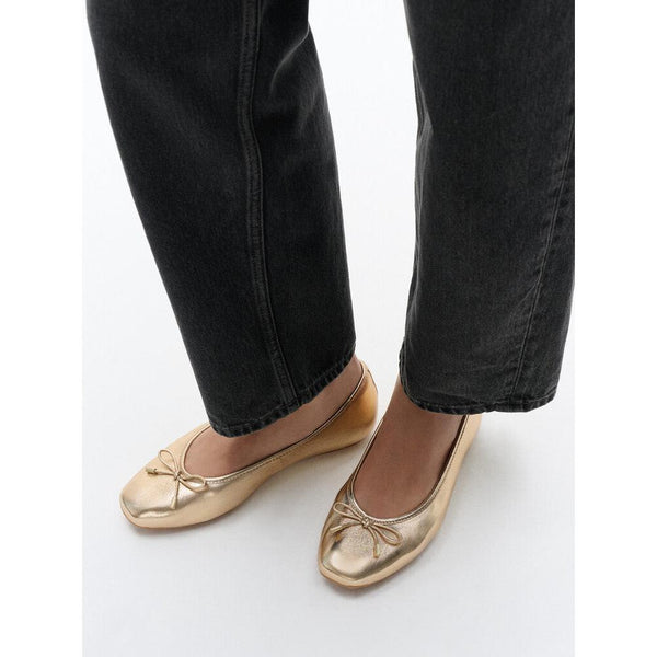 FitFlop IH2-675 Delicato Bow Ladies Narrow Platino Leather Slip On Shoes