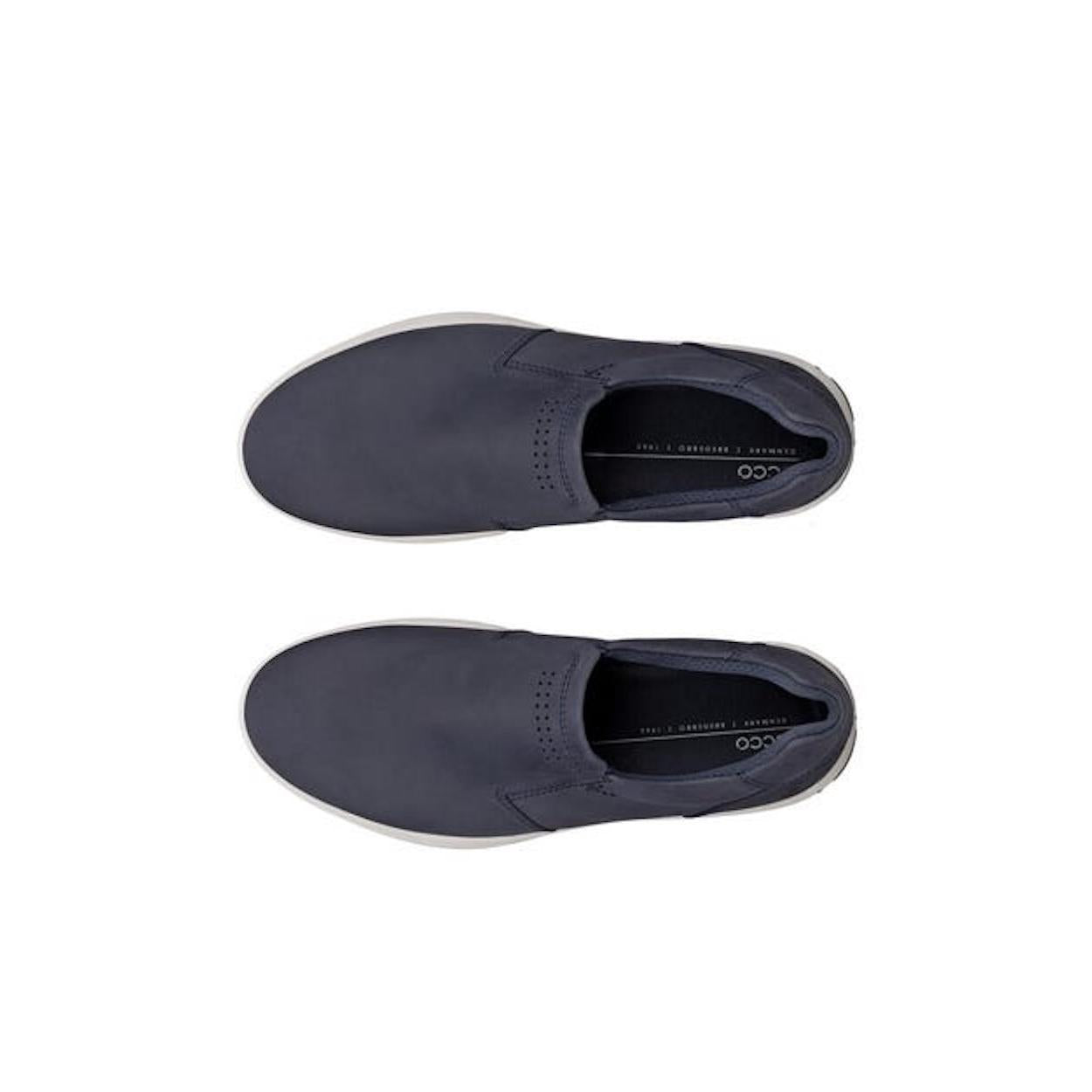 Ecco Byway 2.0 men's marine leather slip-on shoes, stylish dark blue with white soles, perfect for casual and maritime wear.