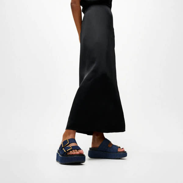FitFlop A3I-D71 Max Buckle Ladies Dark Denim Textile Buckle Slip-On Sandals with chunky platform sole.