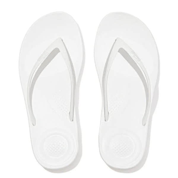 FitFlop E54-194 Iquishion Ladies White Urban T-bar Sandals, breathable flip-flops with textured footbed for casual wear.