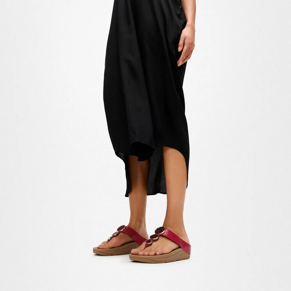 FitFlop Halo Bead-Circle T-bar ladies burnt berry sandals with decorative bead accents and cushioned soles.