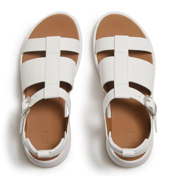 White leather men’s FitFlop HV1-194 F-Mode Flatform sandals with buckle straps, suitable for urban casual wear.