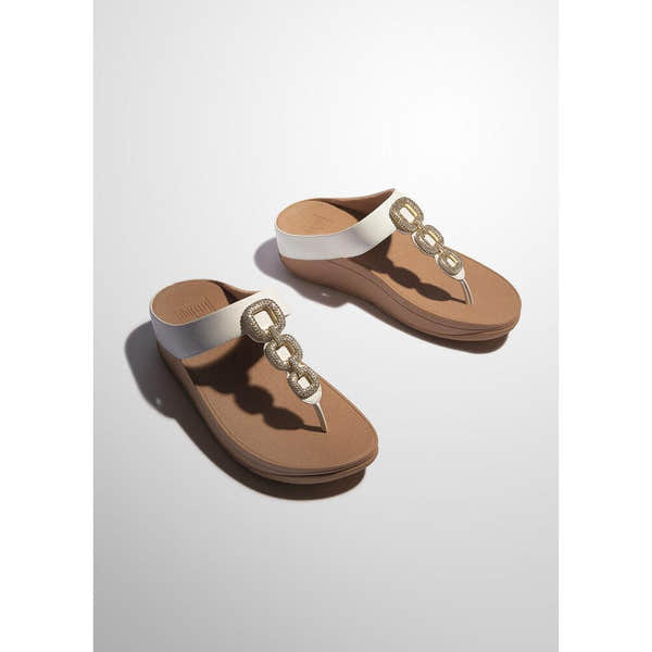 FitFlop HX2-194 Fino Crystal Ladies Urban White Leather Slip-On Sandals with jeweled chain detail.