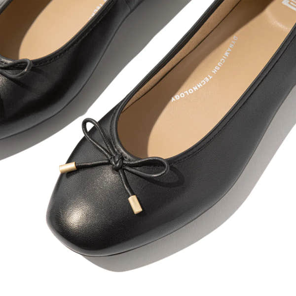 FitFlop HX8-001 Delicato Bow black leather slip-on ladies ballet flats with bow detail and cushioned insole.