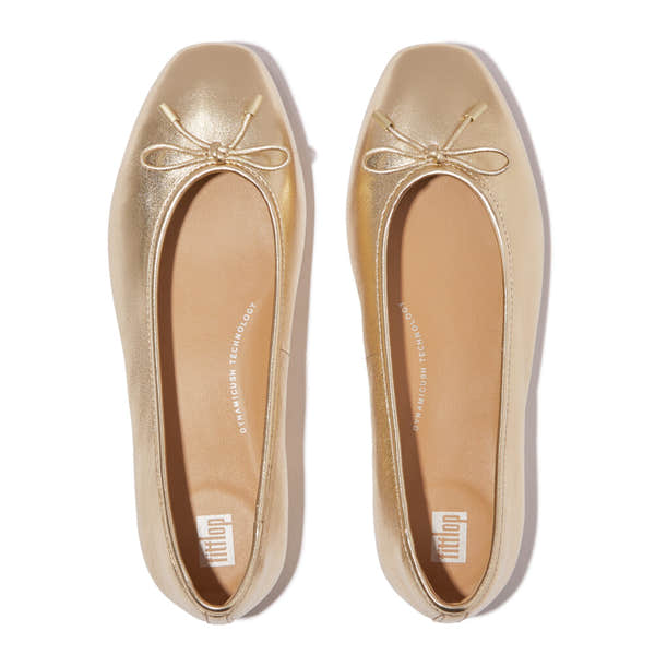 FitFlop Delicato Bow women's narrow platinum leather slip-on ballet flats with bow detail.