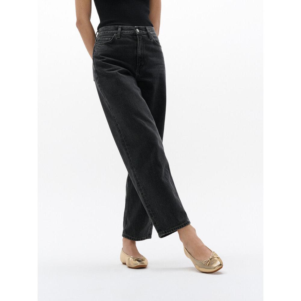 FitFlop IH2-675 Delicato Bow women's narrow platinum leather slip-on shoes with bow detail.