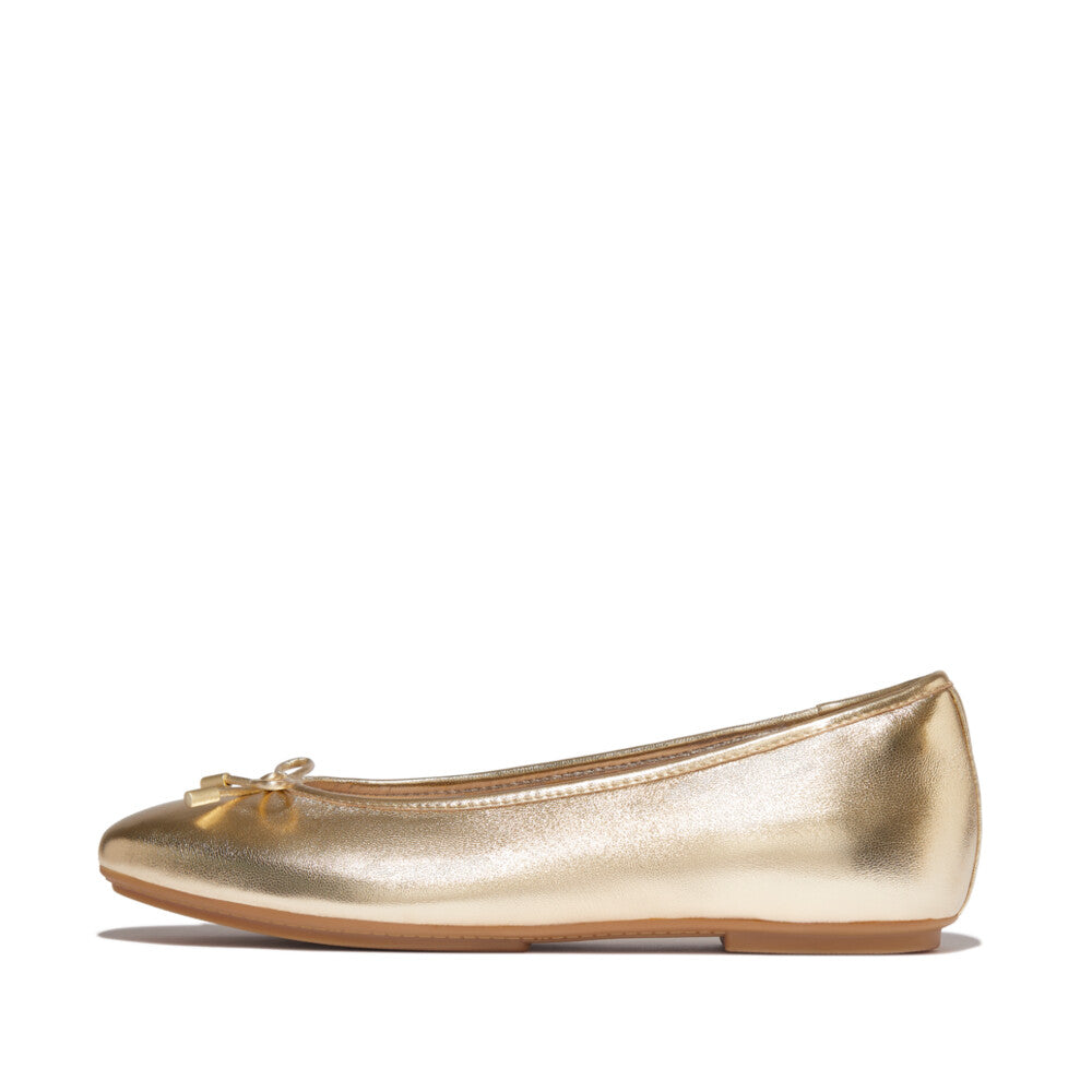 FitFlop IH2-675 Delicato Bow narrow platinum leather slip-on ballet flats for women.