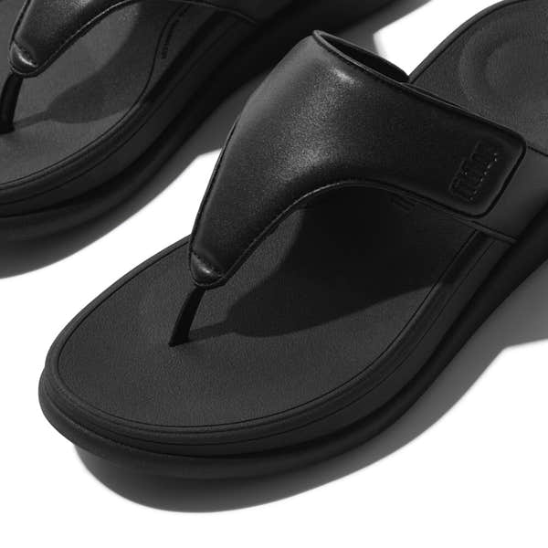 Black FitFlop IW1-090 F-Mode Go ladies touch fastening sandals, cushioned flip-flops with adjustable straps.