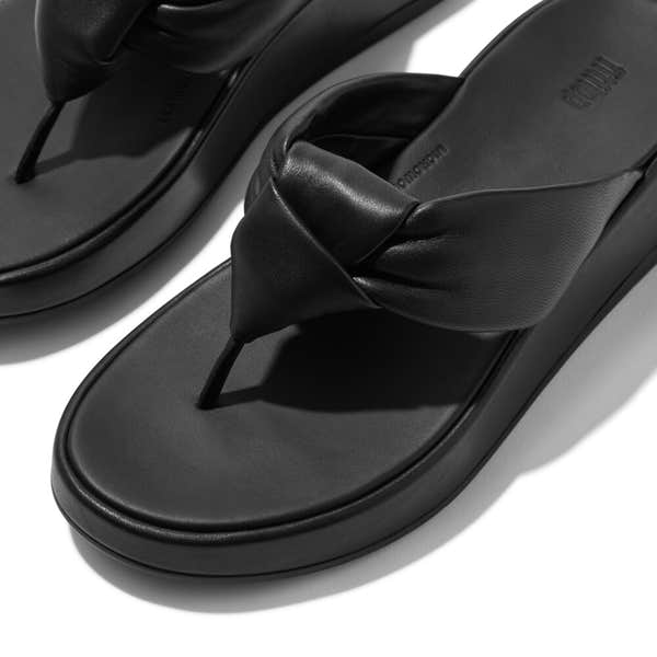 FitFlop IY1-090 F-Mode Knot black leather slip-on sandals for women, stylish and comfortable summer footwear.