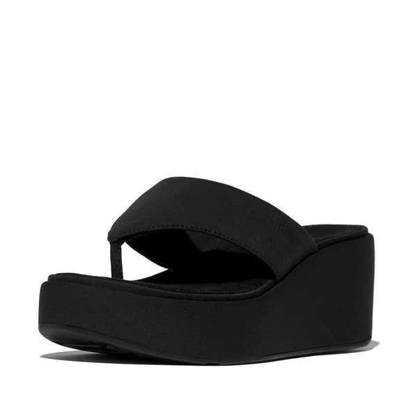 FitFlop JF8-090 black platform slip-on sandals for women with narrow fit and cushioned footbed.