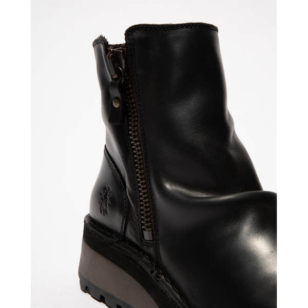 Fly HOLE146FLY Ladies black leather ankle boots with twin zippers, stylish design, and chunky sole.