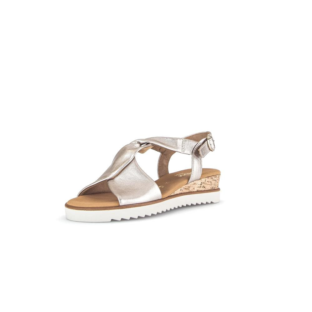 Gabor 62.751.82 beige leather platform sandals with buckle, cork heel, and white rubber sole for women.
