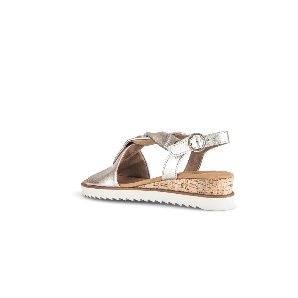 Gabor 62.751.82 beige leather buckle sandals for women with cork platform and white sole.