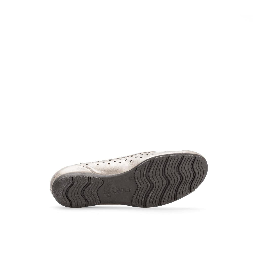Gabor ladies' gold leather slip-on shoes with ruffle design and textured sole, suitable for casual and stylish wear.