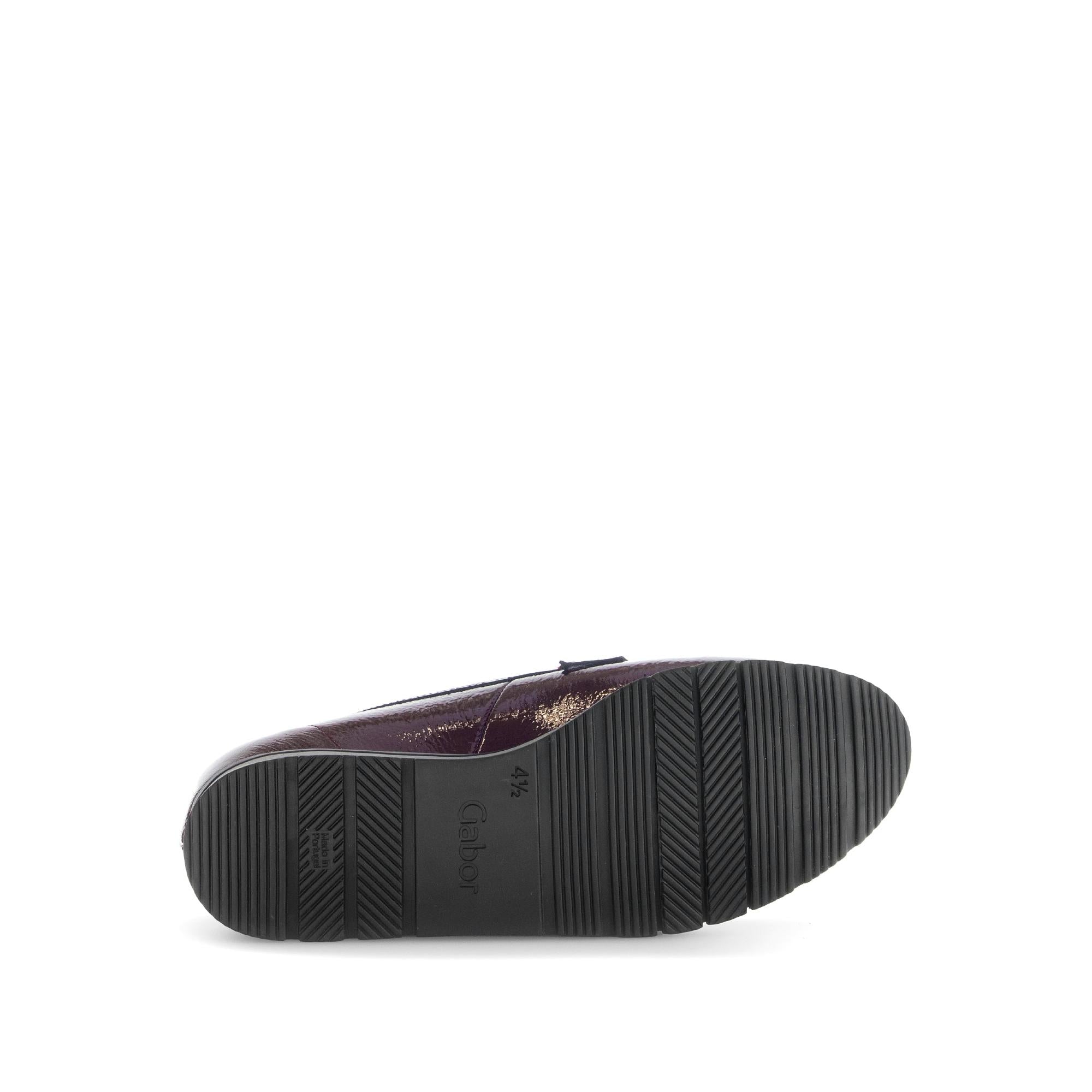 Gabor burgundy red and black grained patent leather slip-on loafers for women, with rubber soles and stylish design.