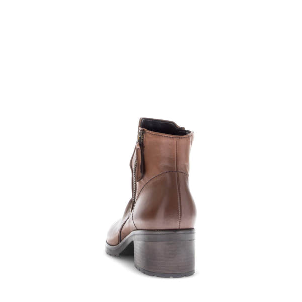 Gabor Jenna Ladies Brown Leather Side Zip Ankle Boots with chunky heel and stylish design.