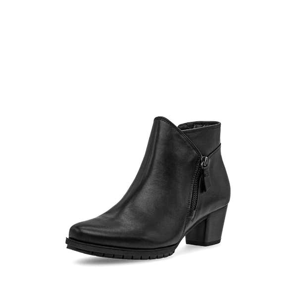 Gabor 76.603.57 Olivetti women's black waxed leather ankle boots with side zipper and chunky heel.