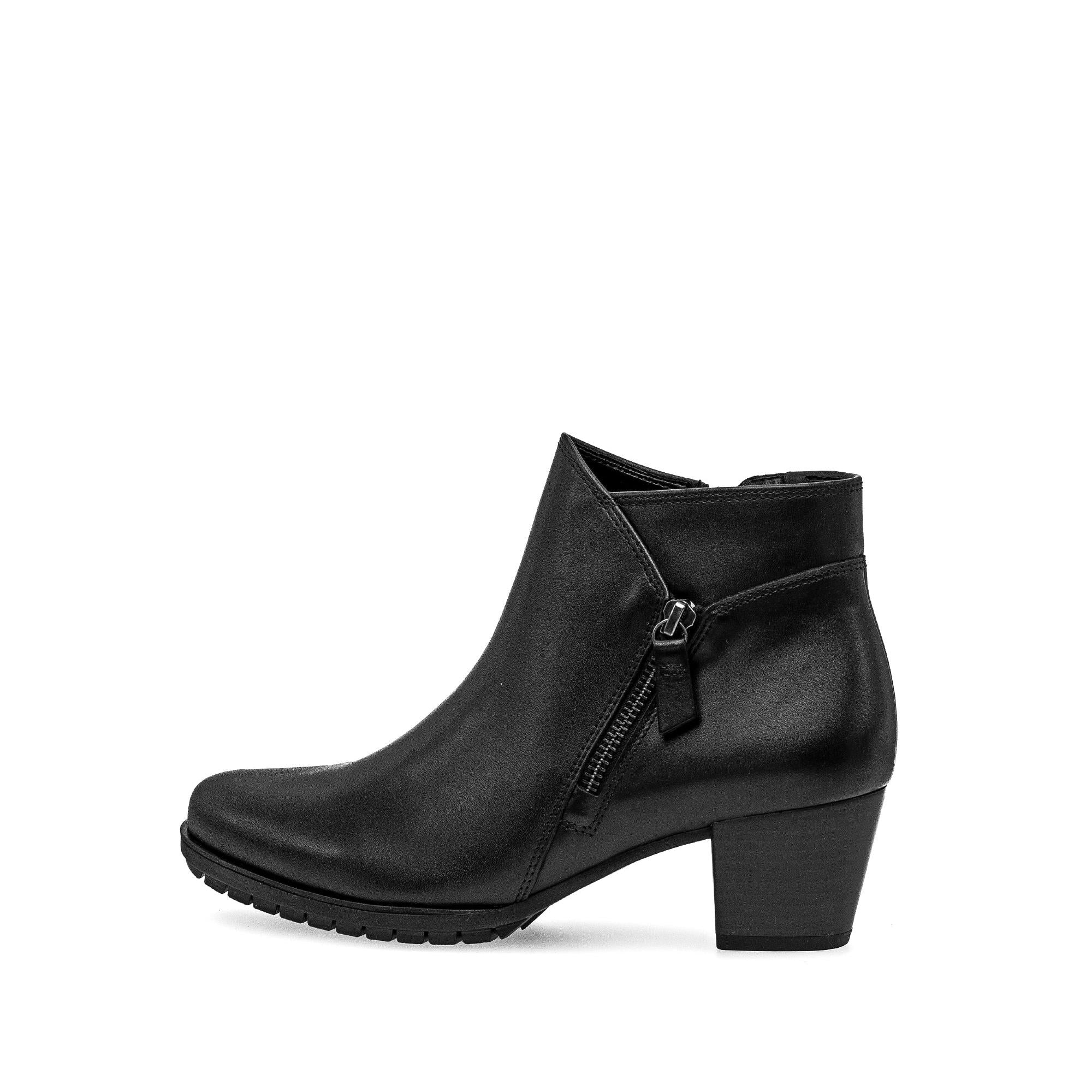 Gabor 76.603.57 Olivetti women's black waxed leather ankle boots with side zipper and block heel.