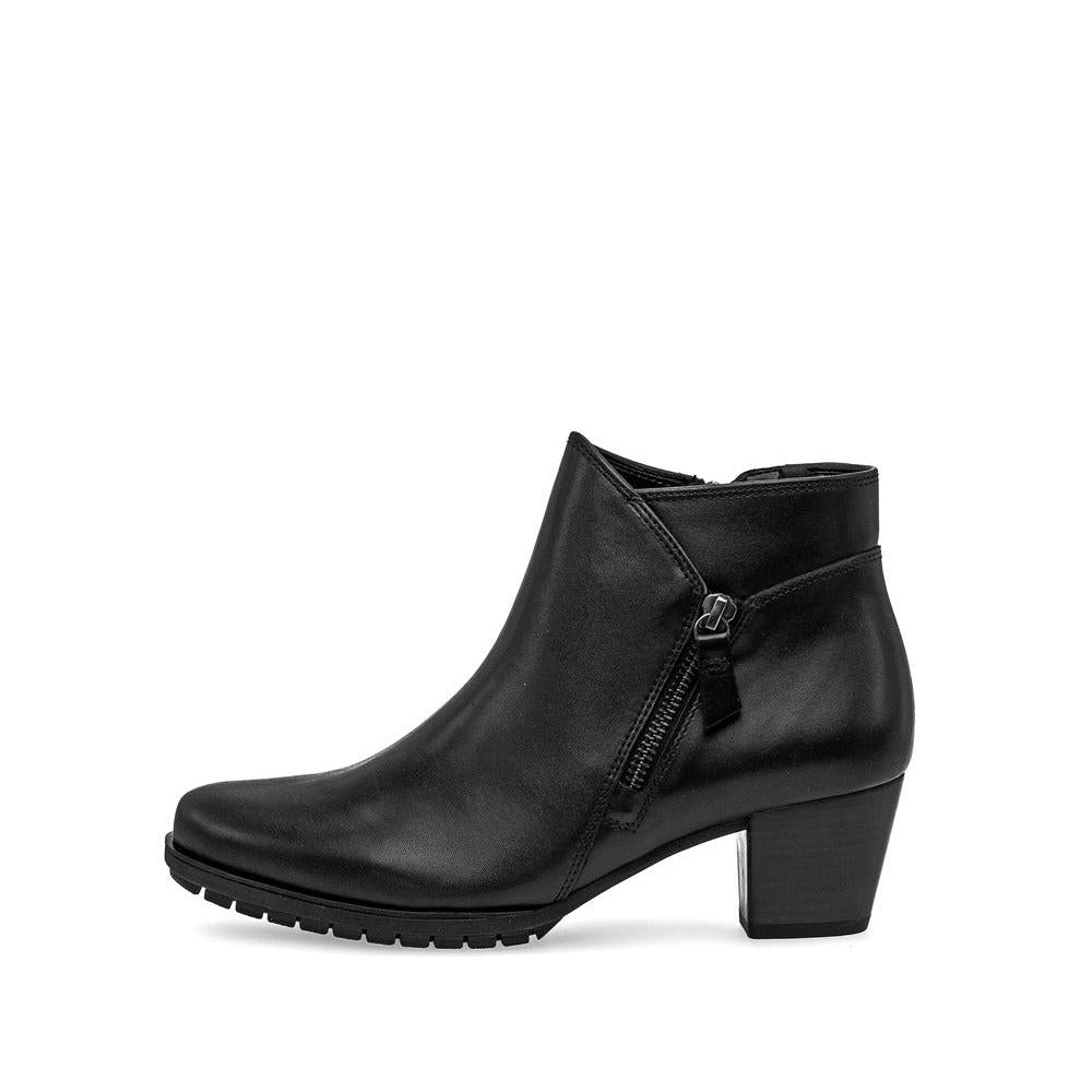 Gabor Olivetti women's black waxed leather ankle boots with side zipper and chunky heel.
