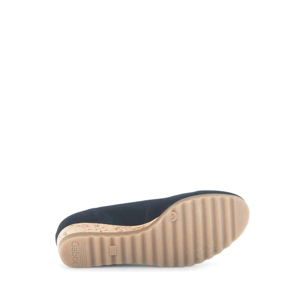 Gabor Epworth ladies dark blue suede elasticated shoes with rubber sole, comfortable and stylish.