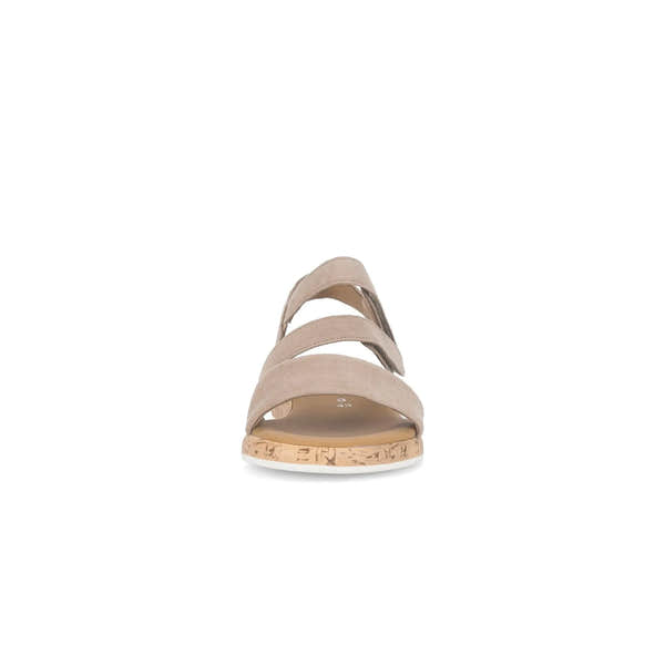 Gabor Oporto Ladies Sandals in beige leather with touch fastening and cork-effect sole.