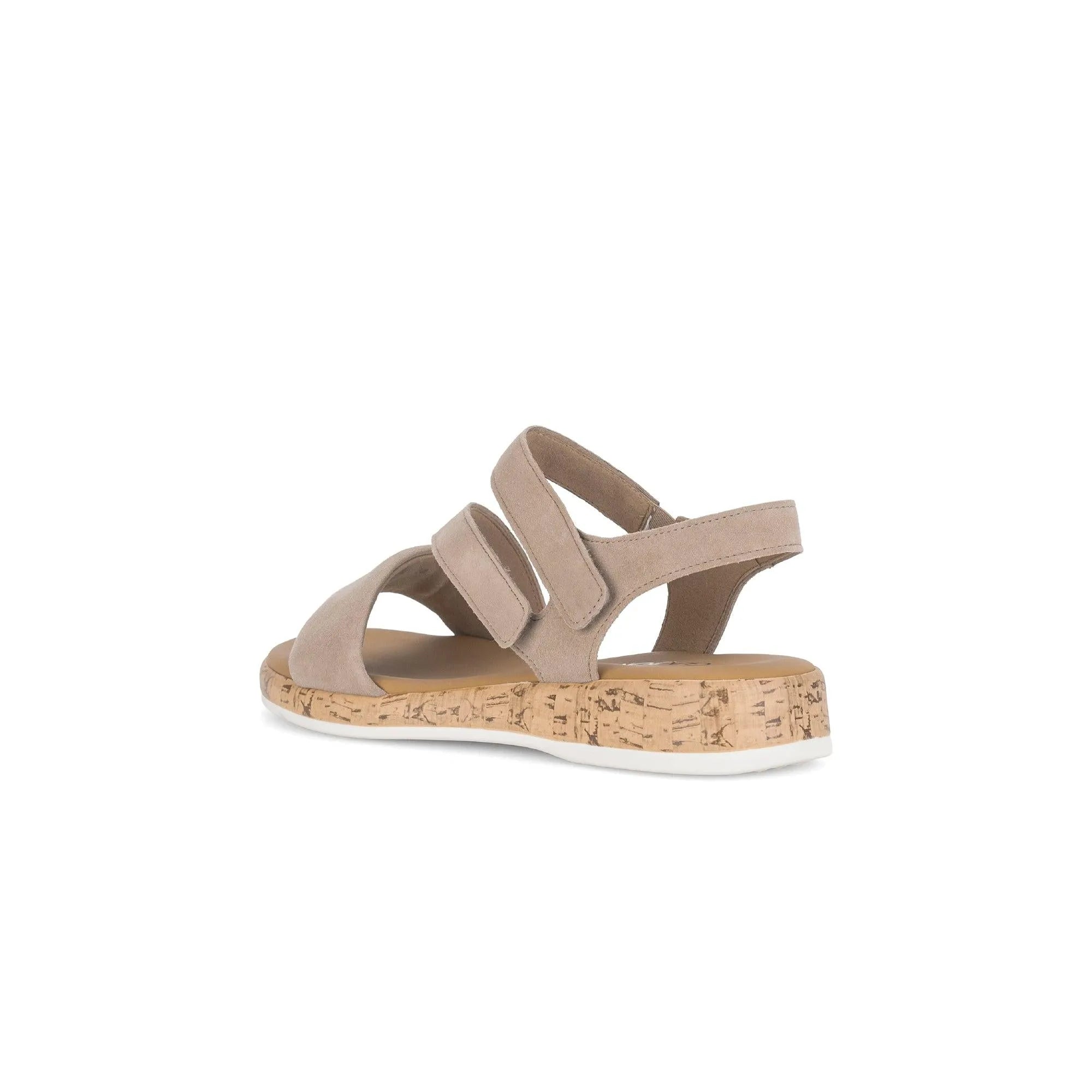 Gabor Oporto Ladies Sandals, beige leather-touch sandals with adjustable fastenings and cork-style platform sole.