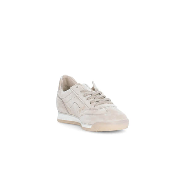 Gabor Novice ladies' oak leather lace-up trainers with a white sole and minimal stitched detailing.