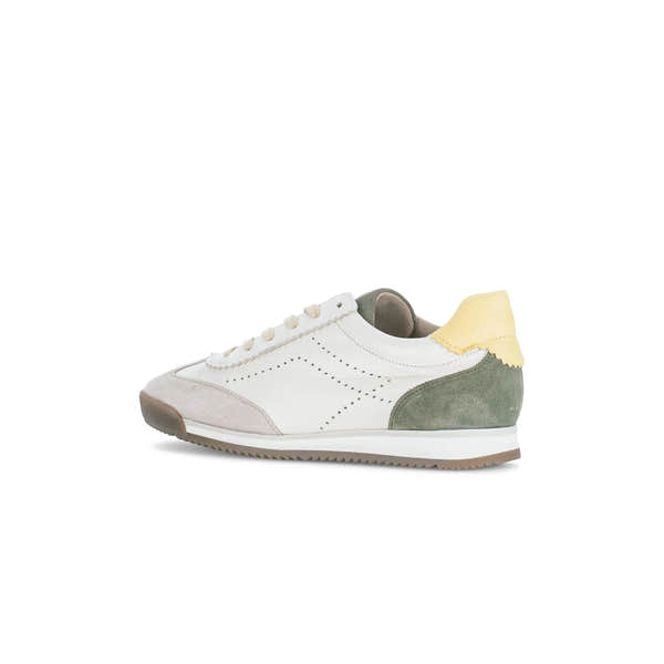 Gabor Novice ladies lace-up trainers in white, green suede accents, beige and yellow details, with a sporty low-top style.