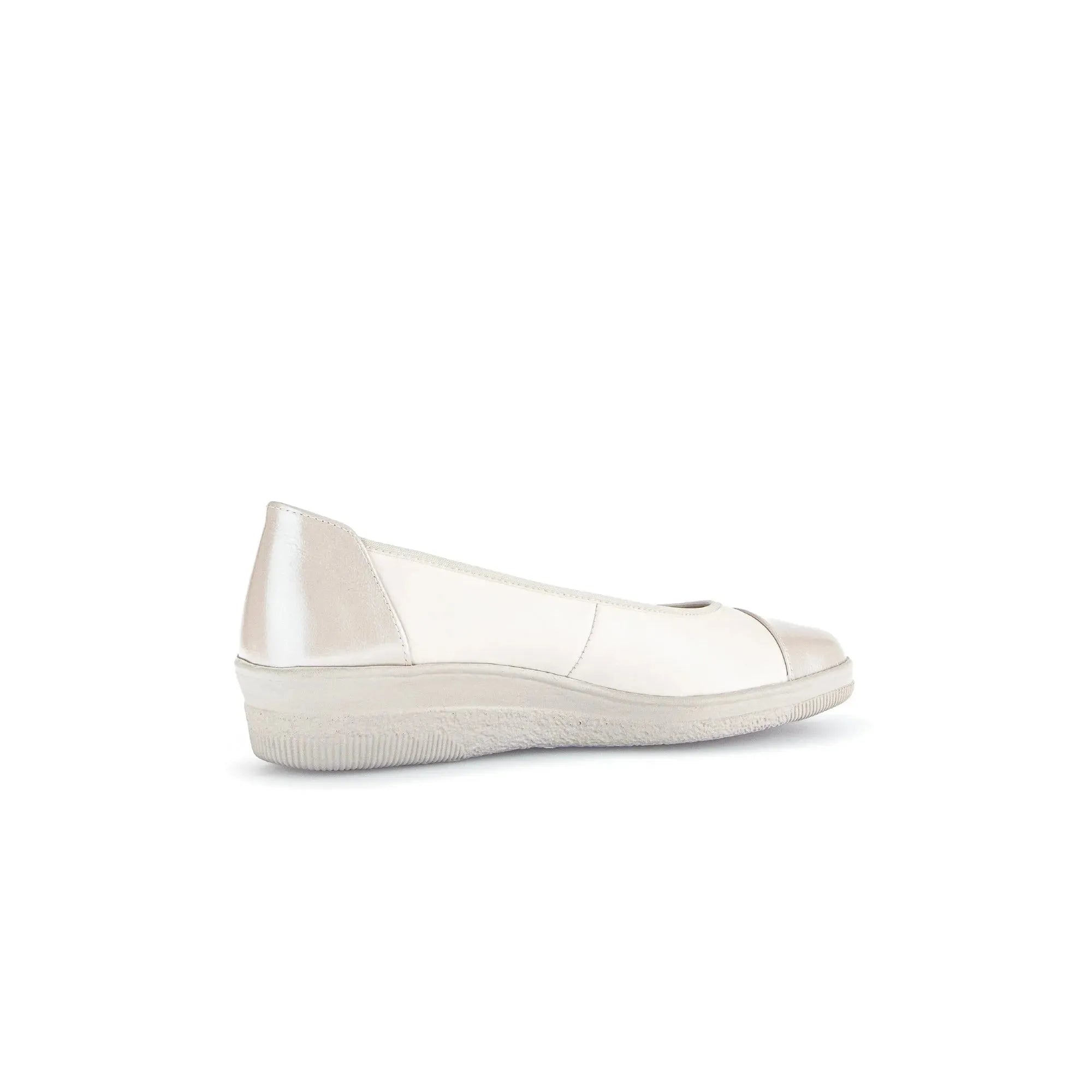 Gabor Petunia Ivory Leather Slip-On Shoes for Ladies with rounded toe and casual flat sole.