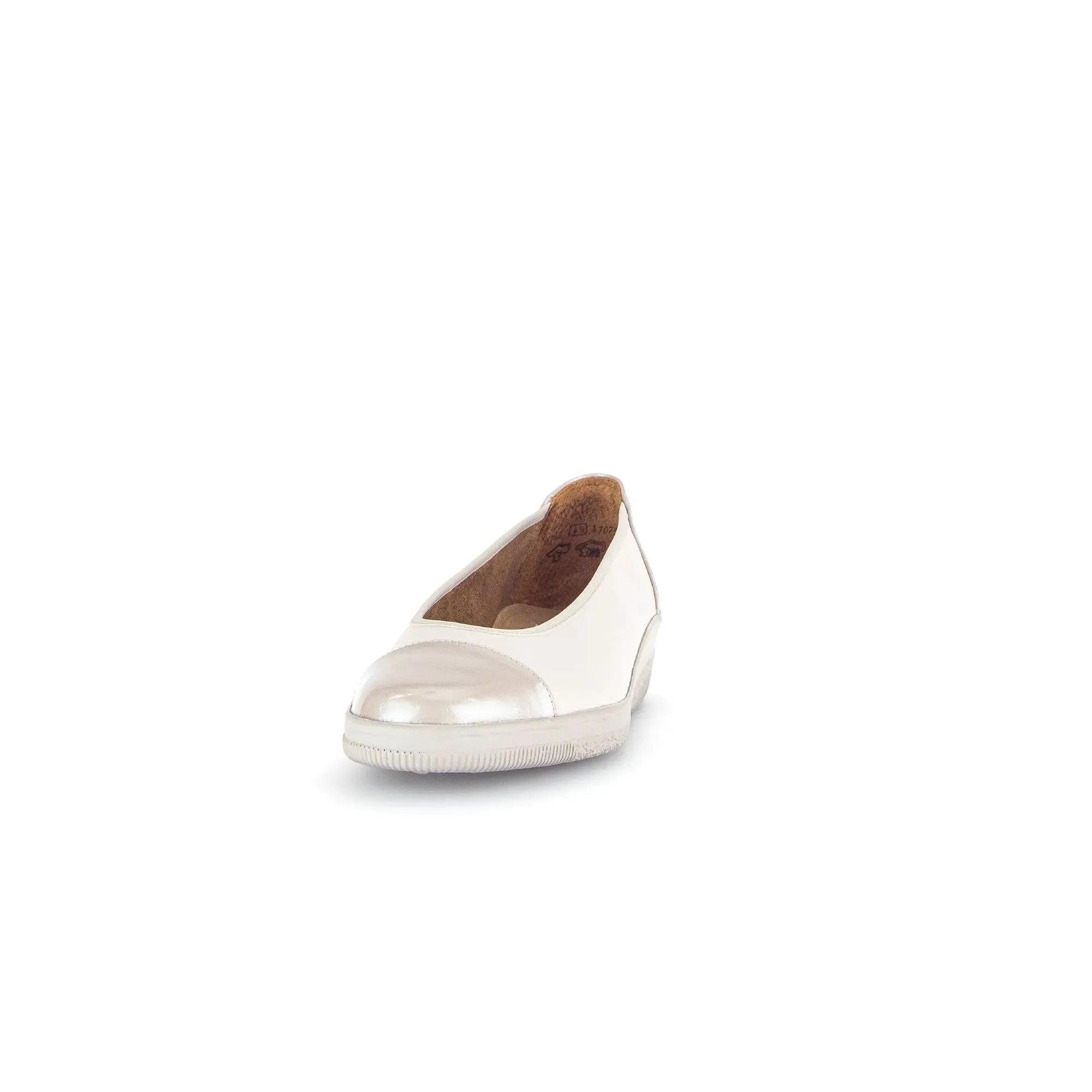 Gabor Petunia women's ivory leather slip-on shoes with rounded toe and low heel, casual and comfortable footwear.
