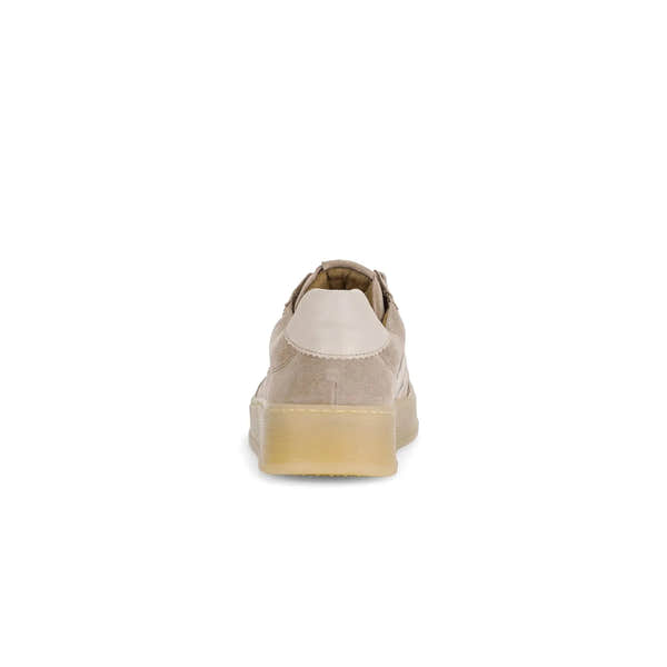 Gabor Damen Clary Suede Lace-Up Trainers in beige with white leather detail and chunky rubber sole.