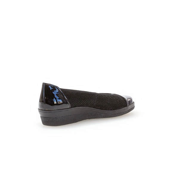 Gabor Petunia women's black patent leather slip-on shoes with elastic upper and rubber sole.