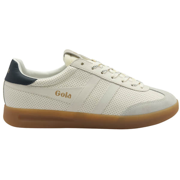 Gola Cyclone men's leather trainers in off white, navy heel detail, gum sole, lace-up design, vintage-style sneakers.
