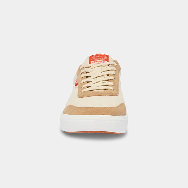 Kizik Prague 2.0 men's slip-on trainers with white, gray, and beige leather and textile design, arch support, and casual style.