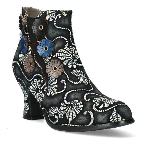 Laura Vita Gicgaso 13 Ladies Black Leather Side Zip Ankle Boots-elevate your sole