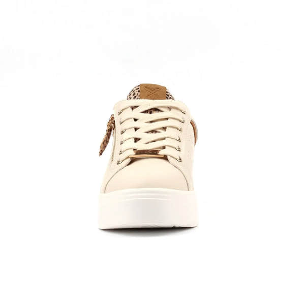 Lunar DLB101 Presley Ladies Cream Lace-Up Trainers with lace-up closure, faux leather and leopard print accents.