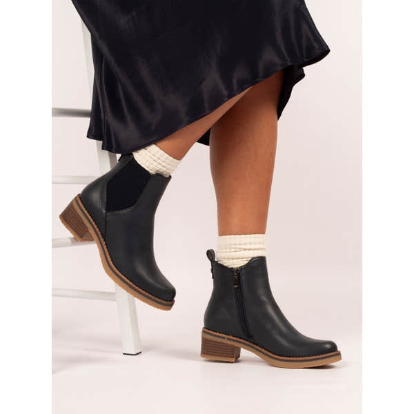 Lunar GLC013 Conrad Ladies Navy Pull-On Ankle Boots with low heel, zip side, and sleek leather finish.