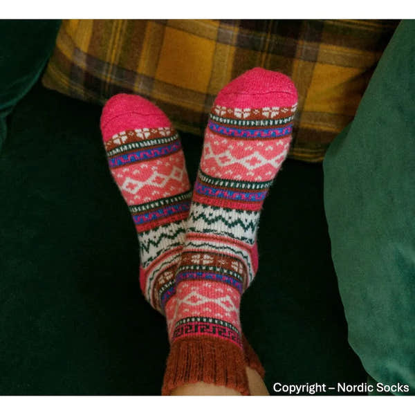 Nordic Socks Unisex IDA Wool Burgundy-elevate your sole