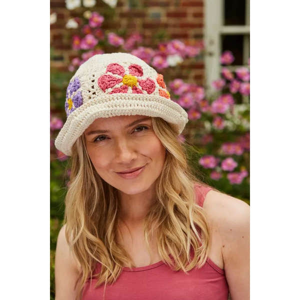 Pachamama Daisy Cotton Bucket Hat Cream-elevate your sole