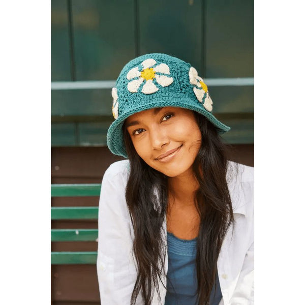 Pachamama Daisy Cotton Bucket Hat Teal-elevate your sole