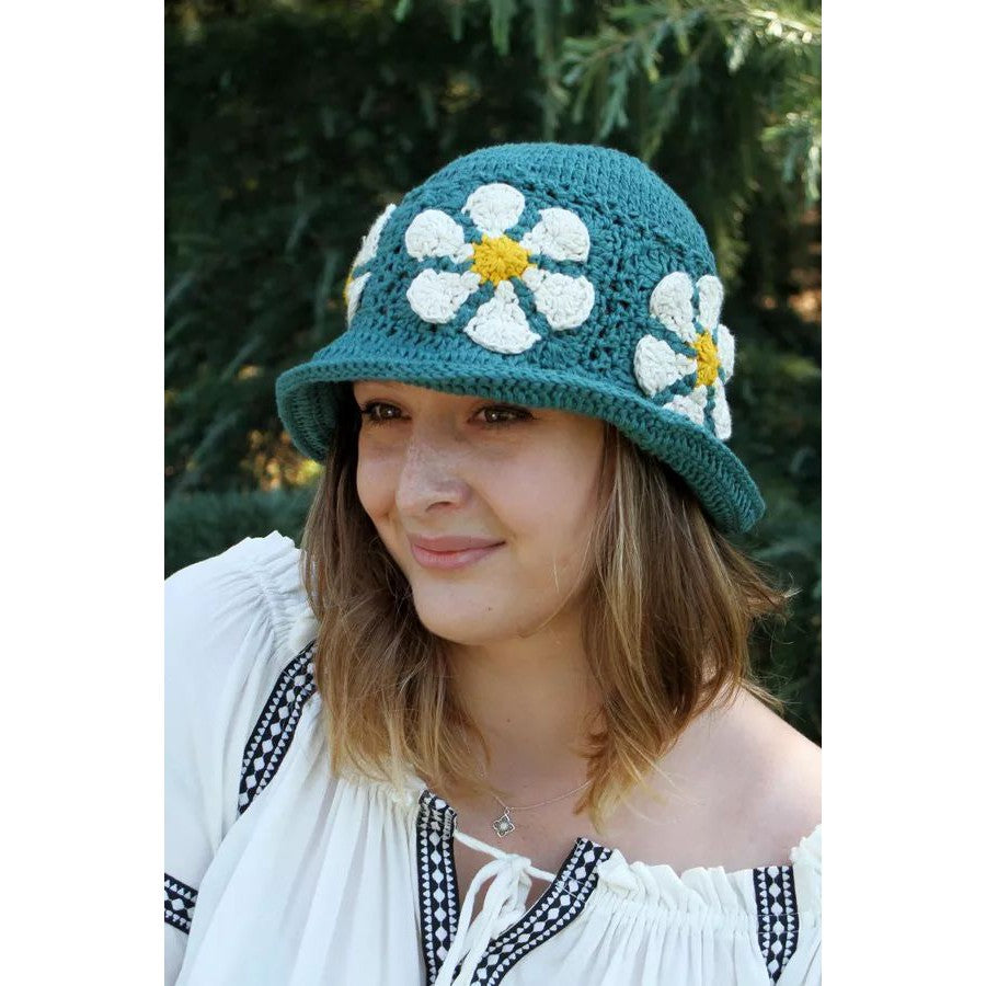 Pachamama Daisy Cotton Bucket Hat Teal-elevate your sole