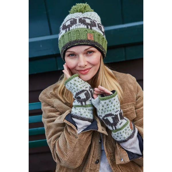 Pachamama Herdwick Sheep Handwarmer Oatmeal-elevate your sole