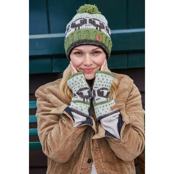 Pachamama Herdwick Sheep Handwarmer Oatmeal-elevate your sole