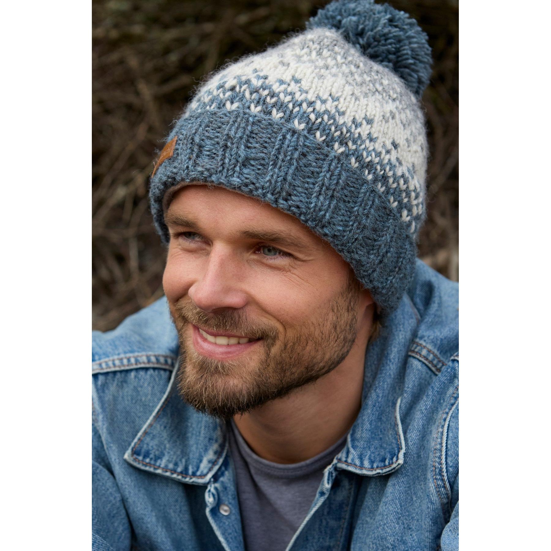 Bonnet à pompon Loch Ness pour homme Pachamama Acier