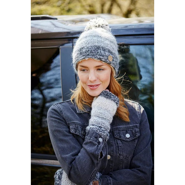 Pachamama Sierra Nevada Bobble Beanie Smoke-elevate your sole