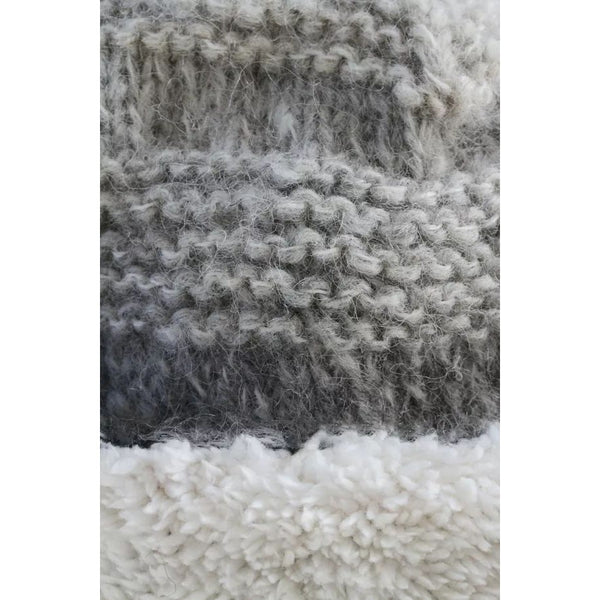 Pachamama Sierra Nevada Bobble Beanie Smoke-elevate your sole